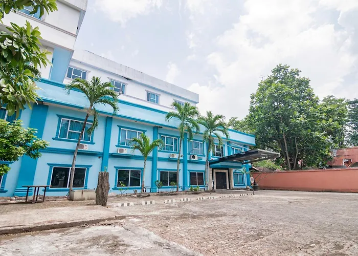 Dancenter Senapelan Near Rsud Petala Bumi Formerly De Town Hotel
